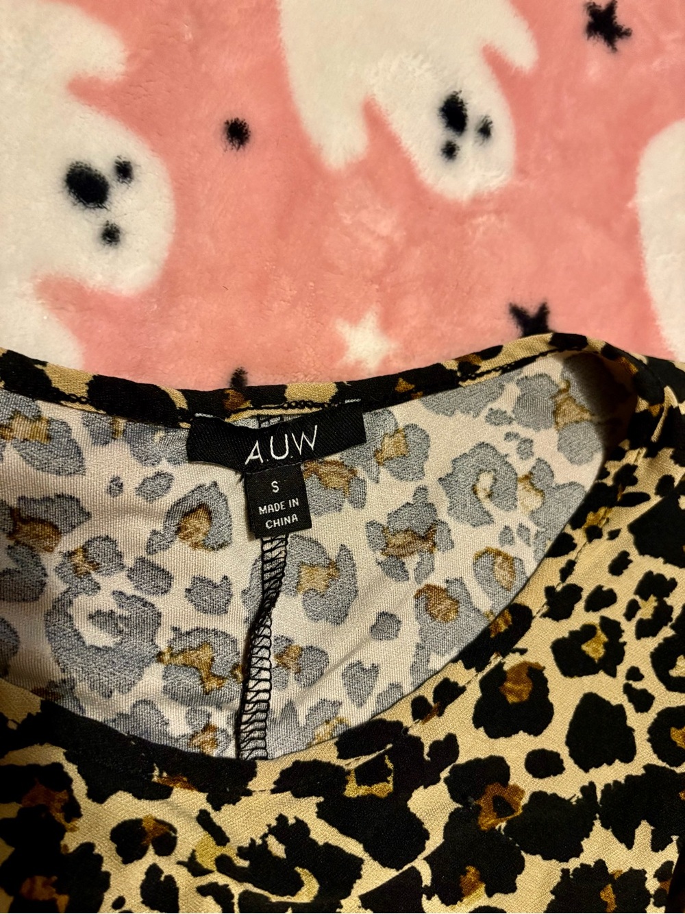 AUW Leopard Print Short Sleeve Top in Beige and Black